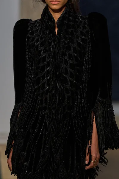 Look 97